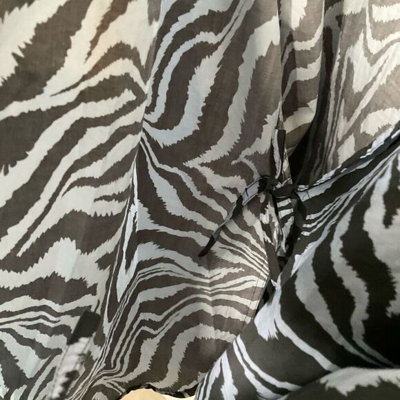 Ganni Zebra Poplin Wrap Top - Picture 4 of 8